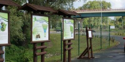 Budowa ścieżki edukacyjnej na terenie Ekoportu