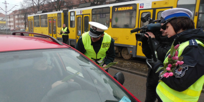 Akcja "Nie ma kwiatów dla piratów" 8 marca - Reportaż