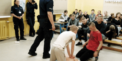 Prelekcje i warsztaty z pomocy przedmedycznej w MOS przy ul. Jagiellońskiej w Szczecinie