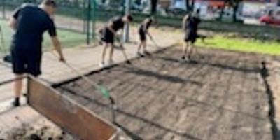 W VII LO powstał ogród sensoryczny