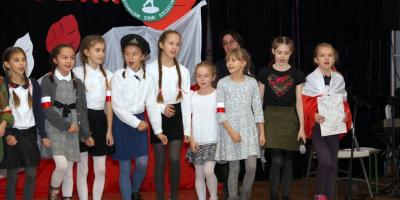 I płynie pieśń wolna…