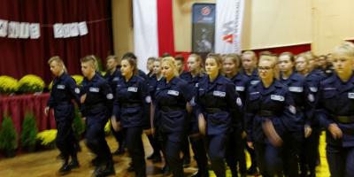 Pasowanie uczniów klas mundurowych w VII LO