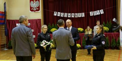 Pasowanie uczniów klas mundurowych w VII LO