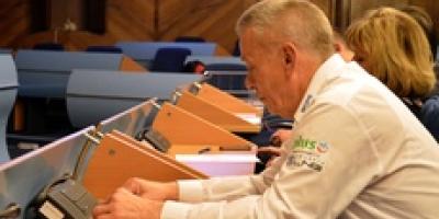„Świadomi – Niezatapialni” - Relacja z debaty