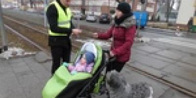 Akcja Nie ma kwiatów dla piratów 8 marca - Reportaż