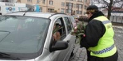 Akcja Nie ma kwiatów dla piratów 8 marca - Reportaż