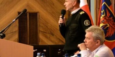 „Świadomi – Niezatapialni” - Relacja z debaty